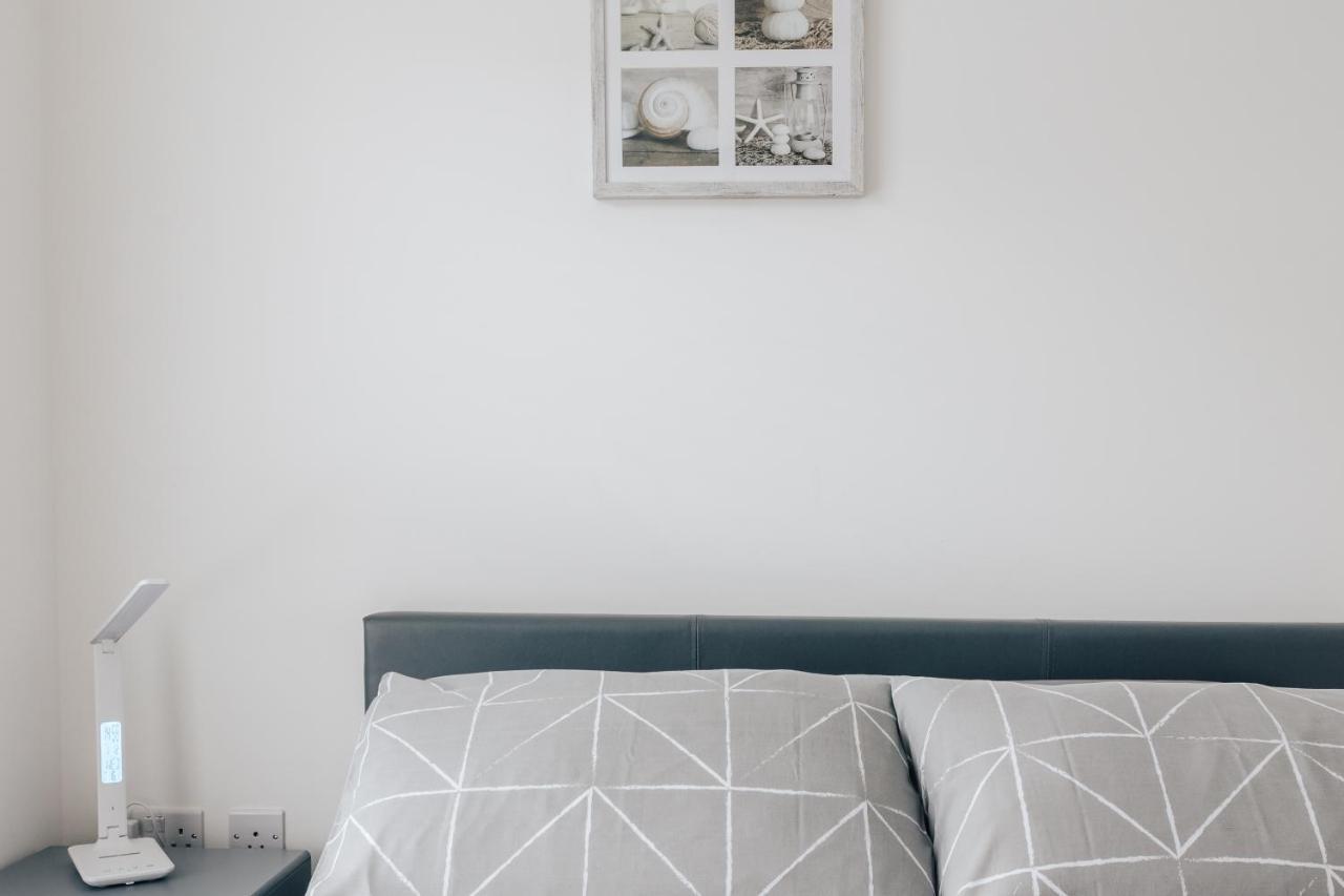 בורנמות' Central 2 Double Bedroom Flat With Parking מראה חיצוני תמונה