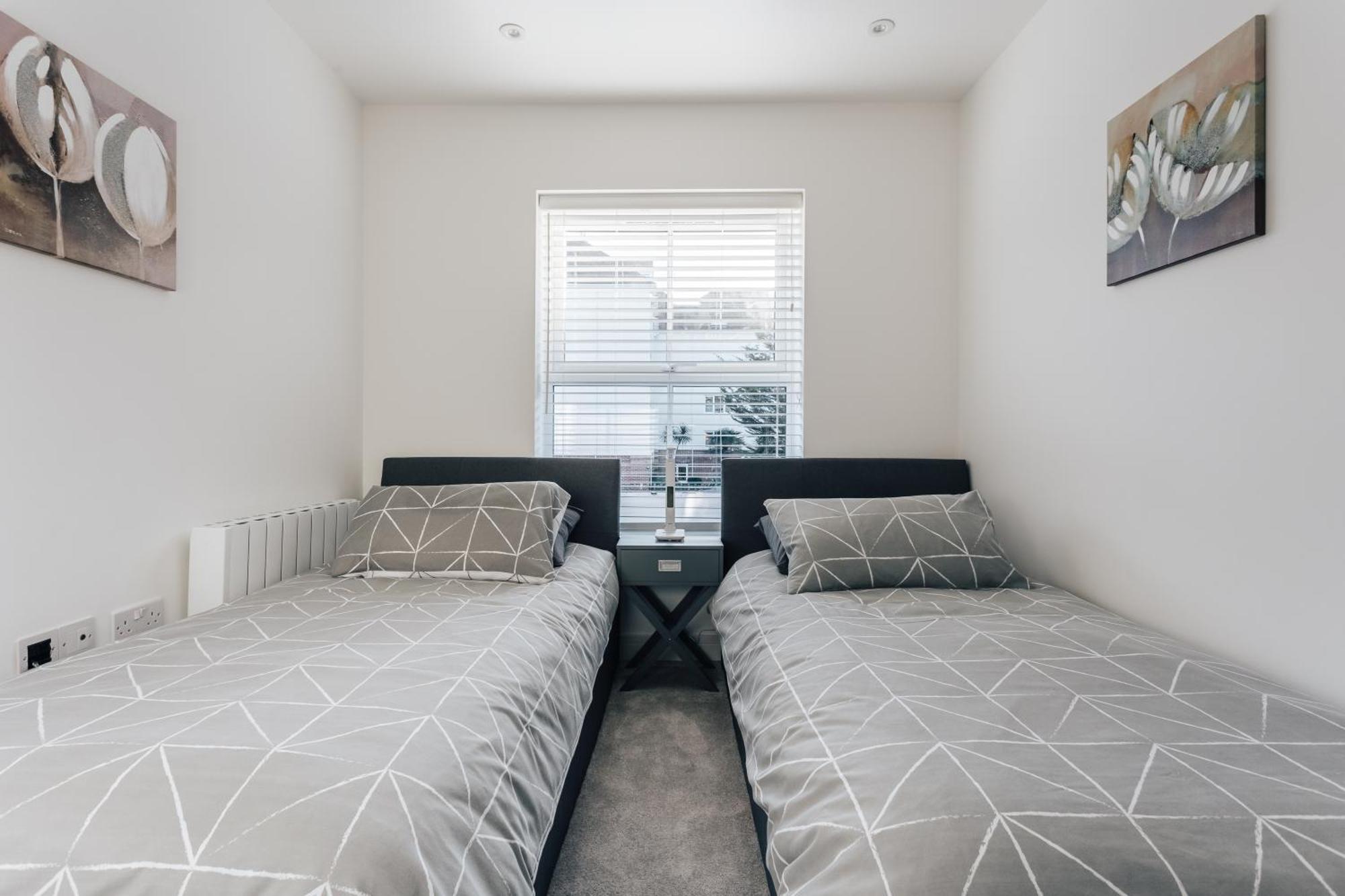 בורנמות' Central 2 Double Bedroom Flat With Parking מראה חיצוני תמונה